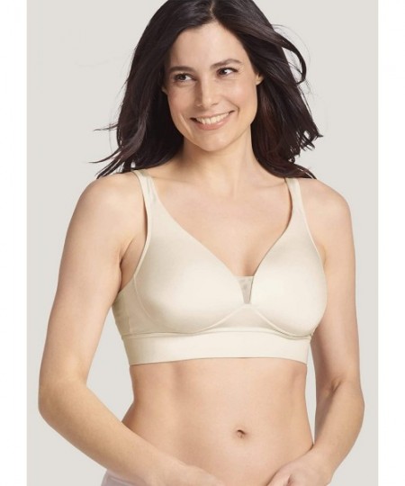 Bras Women's Bras Forever Fit V-Neck Molded Cup Bra - Sheer Nude - CC18SQG2ILX